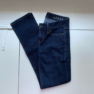 Gap straight jean, 25R